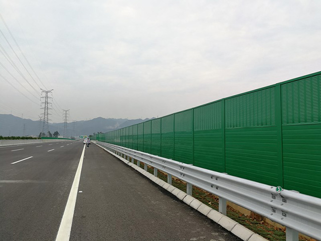 城区隔音墙
