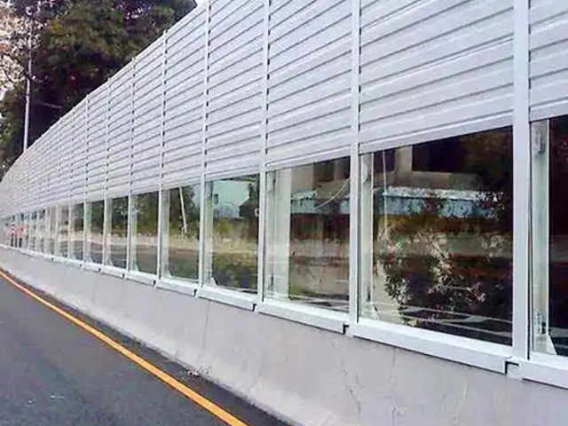 桥梁隔音屏